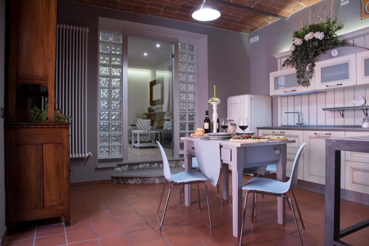 APPARTAMENTO VACANZE / HOLIDAY FLAT Farfalle&RossoBarbera Montegrosso dʼAsti Esterno foto